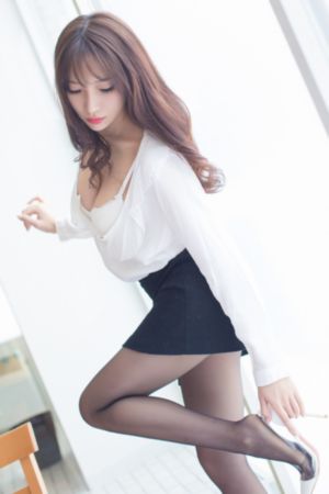《女律师的堕落》_4K在线手机播放