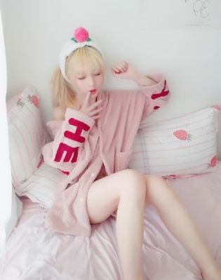 善良娇妻让老头发泄_1080手机免费观看完整